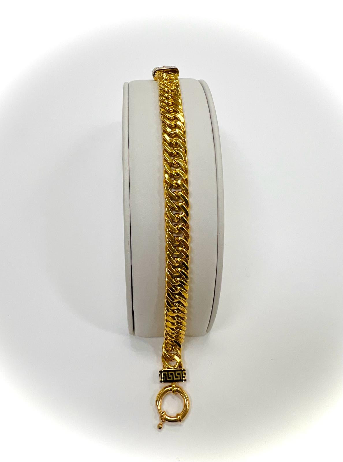 21K Gold - Weight: 16.70 grams