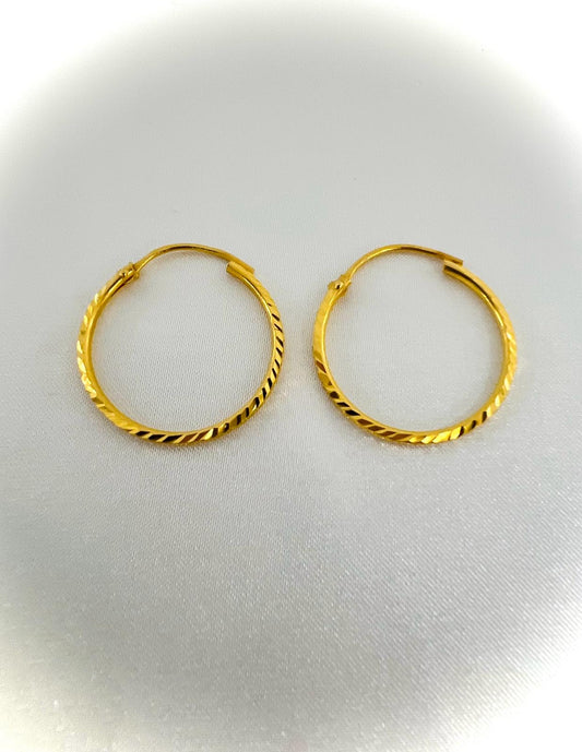 21K Gold Earrings -Weight: 2.10 grams