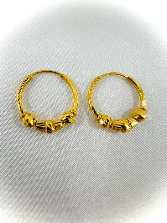 21K Gold Earrings -Weight: 3.60 grams