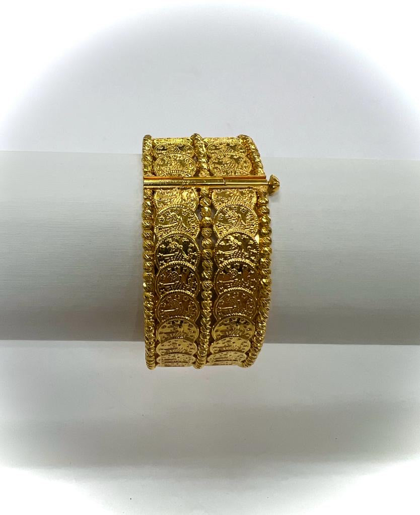 21k Gold - Weight: 49.50 gram