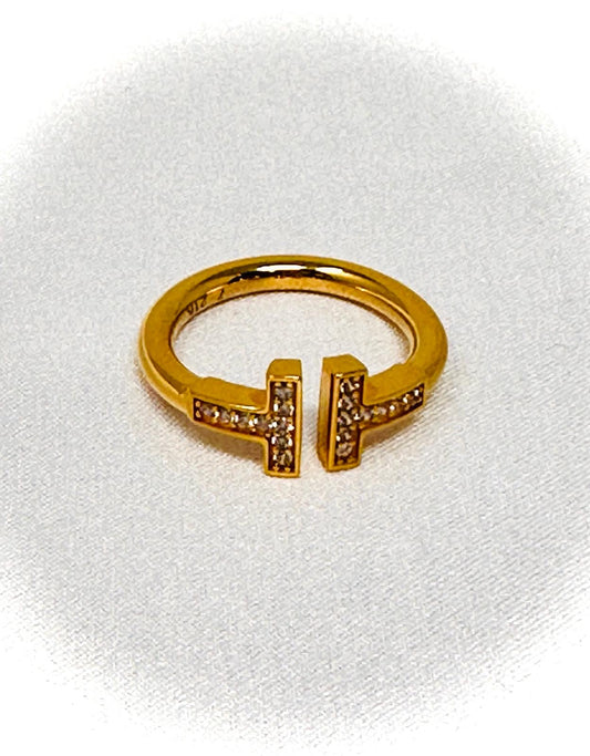 21k Gold Weight: 7.0 grams