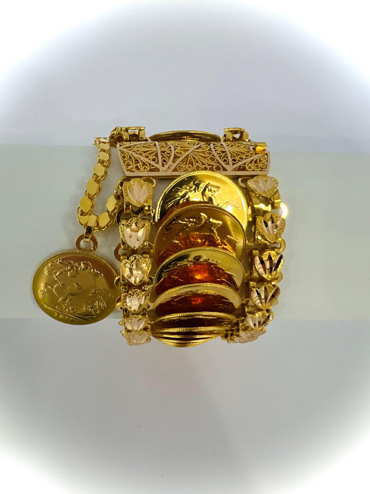 21k Gold - Weight:  155.0 grams