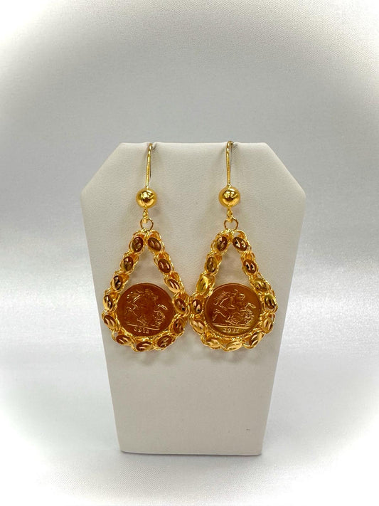 21K Gold Earrings -Weight: 7.9 grams