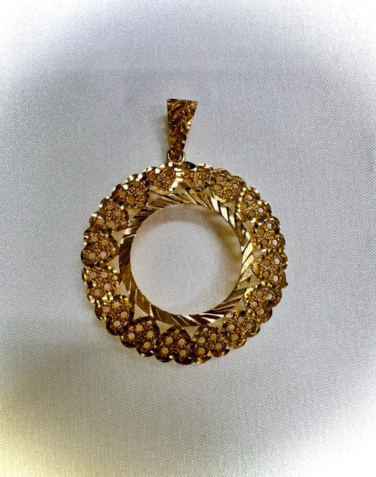 21k-Gold Coin Frame Pendant Weigh: 8.66 gram