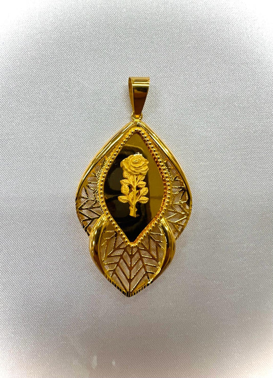 21k Gold Weight: 8.70 grams